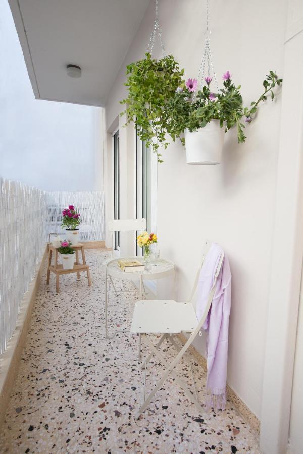 העיירה רתימנו Effie'S Cozy Beach Front Apartment מראה חיצוני תמונה